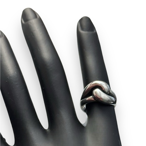 Retired James Avery Cadena Knot Sterling Silver Ring - Picture 4 of 9